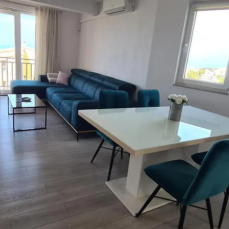 Fortuna Lejlighed Makarska
